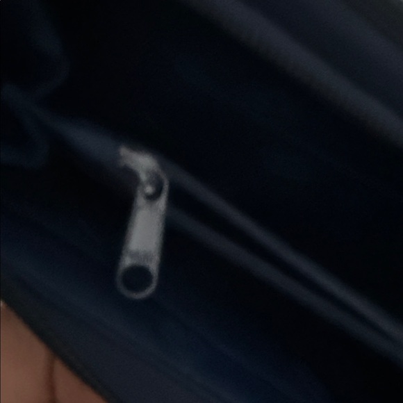 Vera Bradley Navy and Cream Crossbody Bag Penn State bag - Picture 8 of 9